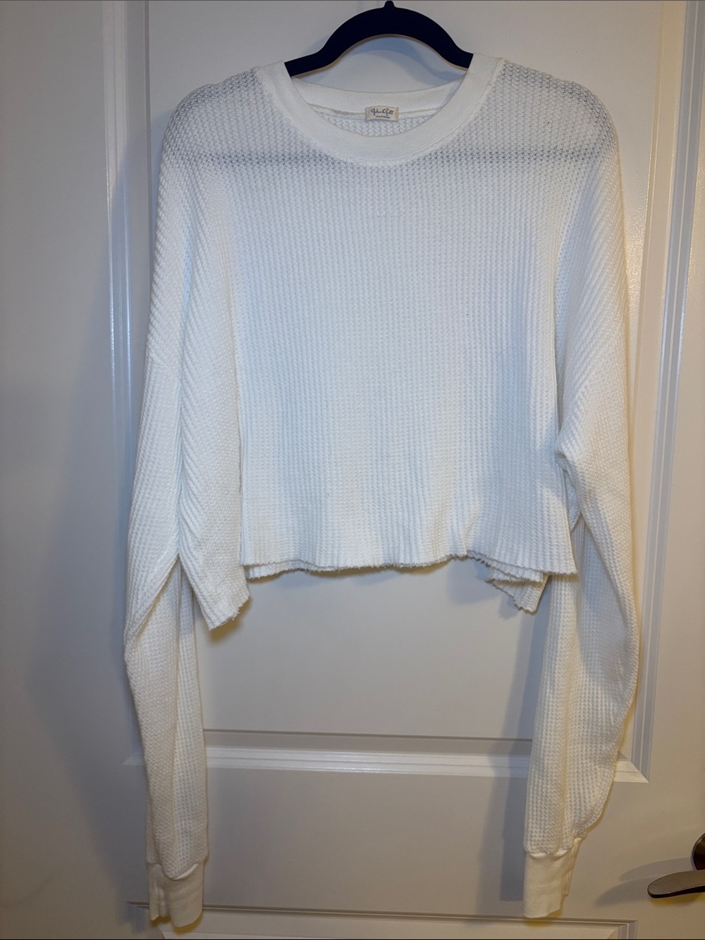 Brandy Melville John Galt White Cropped Waffle Knit Long Sleeve